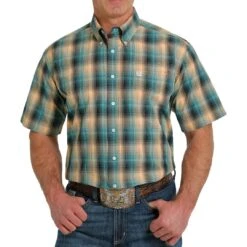 Cinch Men's Short Sleeve Ombre Plaid Button-Down Shirt
