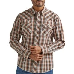 Wrangler Men's Fashion Plaid Snap Shirt