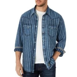 Wrangler Men's Retro Denim Stripe Snap Shirt
