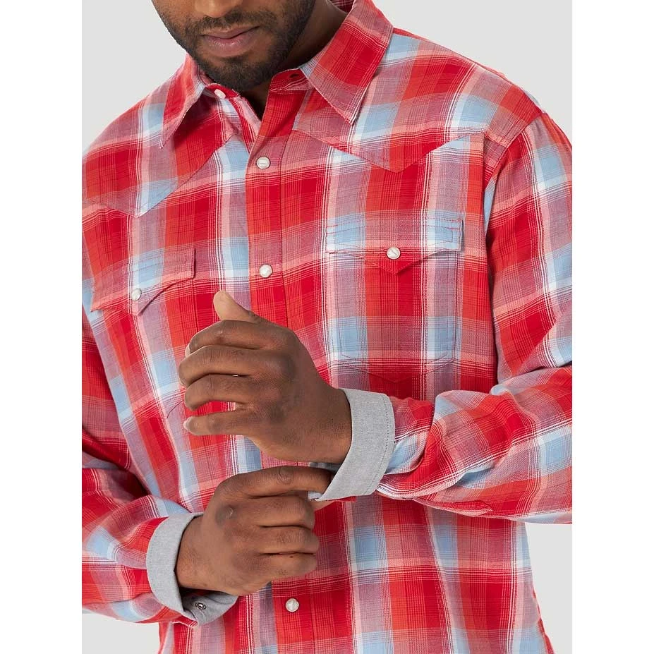 Wrangler Men's Retro Western Plaid Snap Shirt - Image 4
