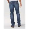 Wrangler Men's 20X No. 42 Vintage Bootcut Jeans