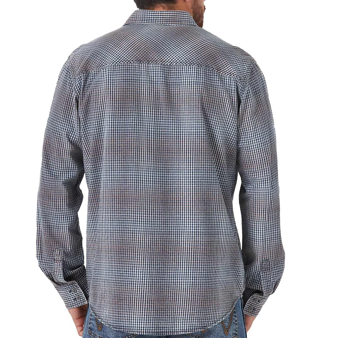 Wrangler Men's Retro Premium Print Button-Down Shirt - Image 2