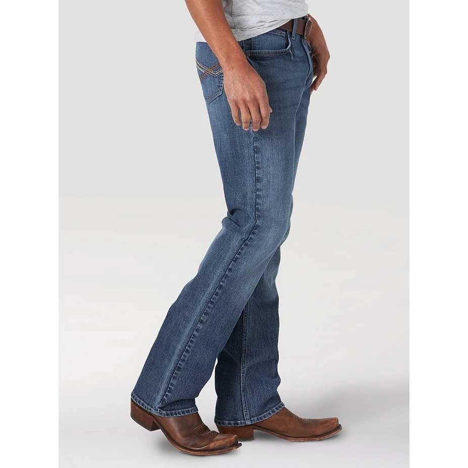 Wrangler Men's 20X No. 42 Vintage Bootcut Jeans - Image 2